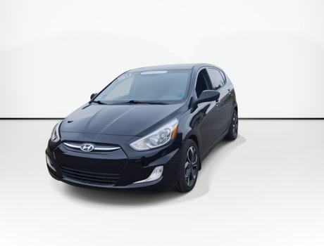 2017 Hyundai ACCENT SE | Roof | USB