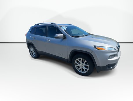 2016 Jeep Cherokee North | Leather | Cam | USB | Htd Wheel