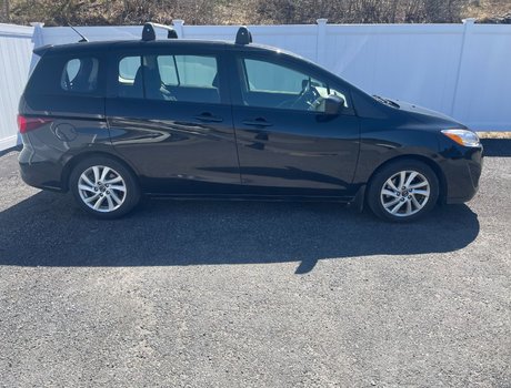2015 Mazda Mazda5 GS | 6 SPD | A/C | USB