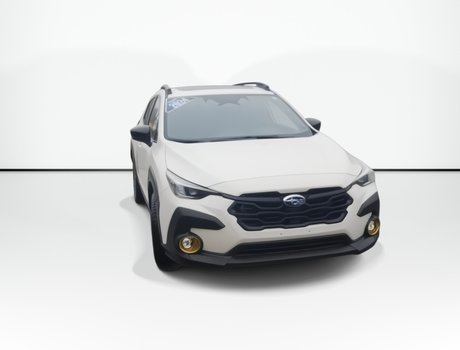 2024 Subaru Crosstrek Onyx | Roof | Cam | USB | Warranty to 2028
