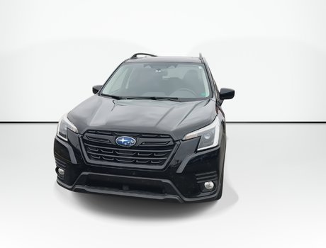 2023 Subaru Forester Touring | Sunroof |Cam | Warranty to 2028
