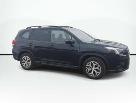 2023 Subaru Forester Touring | Roof | Cam | USB | Warranty to 2028