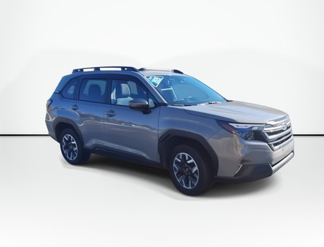 2025 Subaru Forester Touring | Roof | Cam | USB | Warranty to 2030