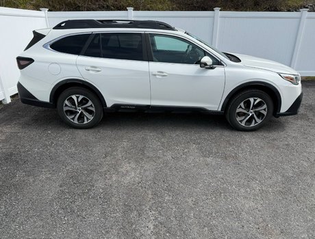 2020 Subaru Outback Limited | Sunroof | Htd Seats | Nav | Cam | X-Mode