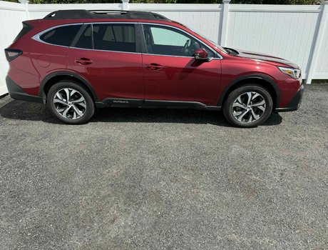 2020 Subaru Outback Limited | Leather | Roof | USB| Warranty to 2025