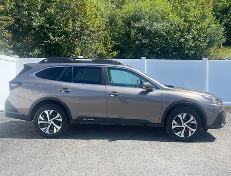 2022 Subaru Outback LIMITED | Leather | Roof | CAM | Warranty to 2026