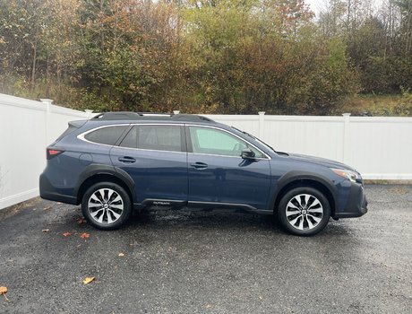 2023 Subaru Outback Limited| Roof | Cam | USB | Warranty to 2027