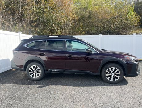 2023 Subaru Outback Touring | SunRoof | Cam | USB | Warranty to 2028