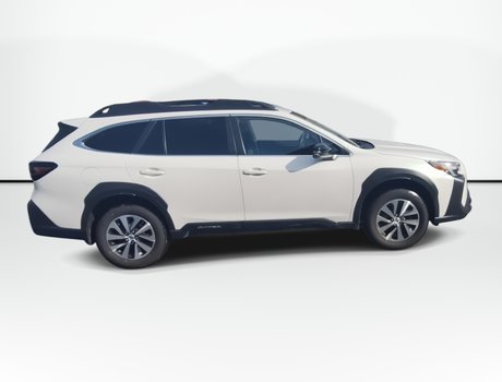 2023 Subaru Outback Touring | Roof | Cam | USB Warranty to 2028