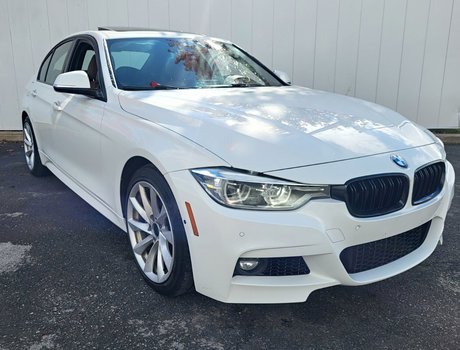 2016 BMW 3 Series 340i xDrive | Leather | SunRoof | Cam | USB | XM