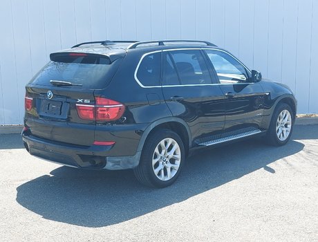 2013 BMW X5 35i | Roof | Lthr | Nav | HtdWheel | Bluetooth
