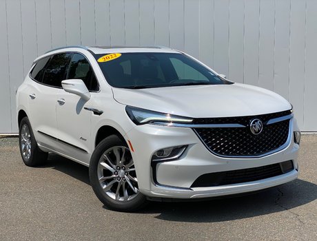 2022 Buick Enclave AVENIR | 7Pas | Roof | HtdWheel | Warranty to 2028