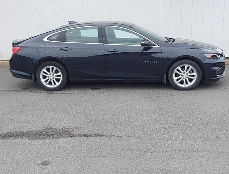 2017 Chevrolet MALIBU LT | Cruise | Bluetooth | USB | Aux | XM