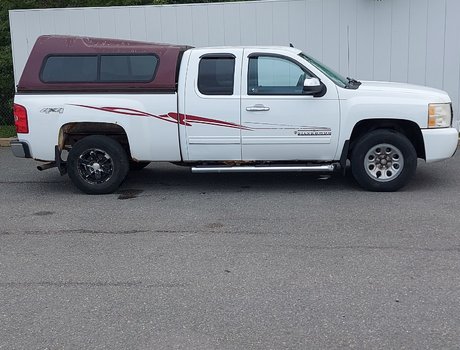 2013 Chevrolet Silverado 1500 LS Cheyenne Edition | Keyless Entry | CD | Tilt