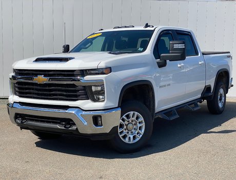 2024 Chevrolet Silverado 2500HD LT | Cam | USB | HtdWheel | Warranty to 2028