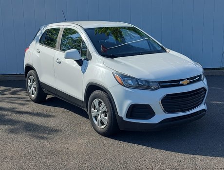 2017 Chevrolet Trax LS | Cam | USB | Bluetooth | Keyless | PwrWindows