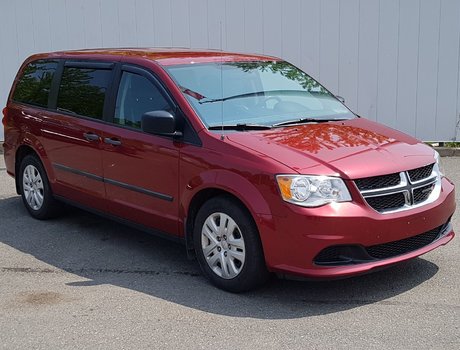 2016 Dodge Caravan SXT | Keyless | Cruise | PwrWindows | Tilt | Aux