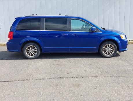 2018 Dodge Grand Caravan SXT | Cam | USB | Bluetooth | Cruise