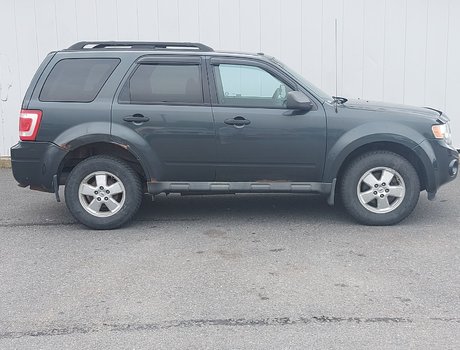 2009 Ford Escape XLT | XM | Rails | Cruise | CD | Aux | PwrWindows