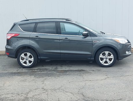 2016 Ford ESCAPE SE | HtdSeats | Cruise | Bluetooth