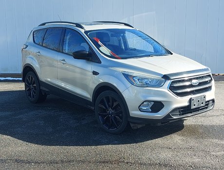 2017 Ford ESCAPE SE | Cam | Bluetooth | HtdSeats | Keyless| Aux