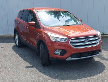 2019 Ford Escape SE | Cam | USB | HtdSeats | Bluetooth | Keyless