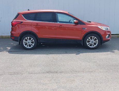 2019 Ford Escape SE | Cam | USB | HtdSeats | Bluetooth | Keyless
