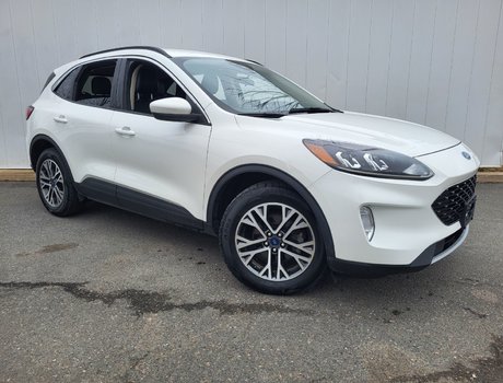 2020 Ford Escape SEL | Nav | Cam | USB | HtdSeats | Bluetooth