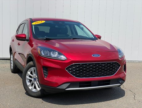 2021 Ford Escape SE | Cam | USB | HtdSeats | BT | Warranty to 2026