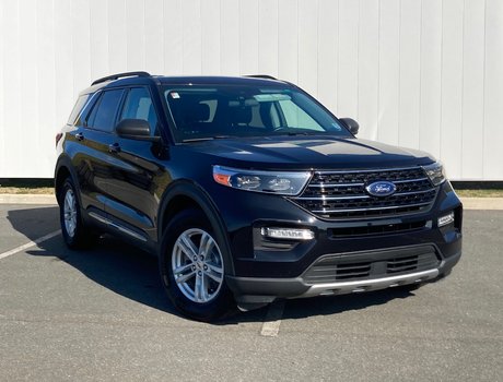 2021 Ford Explorer XLT | Cam | USB | Keyless | Warranty to 2026