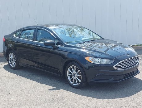 2017 Ford Fusion SE | Roof | Bluetooth | Cruise | Keyless | XM