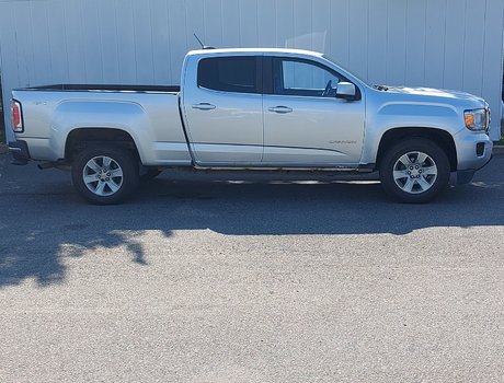 2016 GMC Canyon 4WD SLE | Cam | Bluetooth | USB | Aux | XM