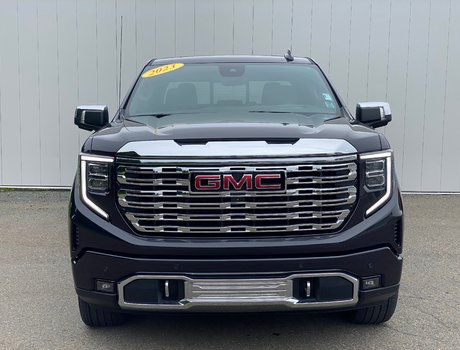 2023 GMC Sierra 1500 DENALI | SunRoof | Cam | USB | Warranty to 2028