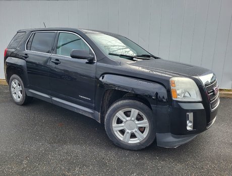 2015 GMC Terrain SLE | Cam | USB | XM | Bluetooth | Keyless