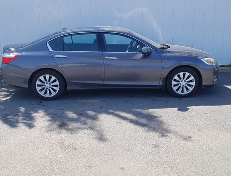 2013 Honda Accord EX-L | Leather | Roof | Cam | HtdSeats | Bluetooth