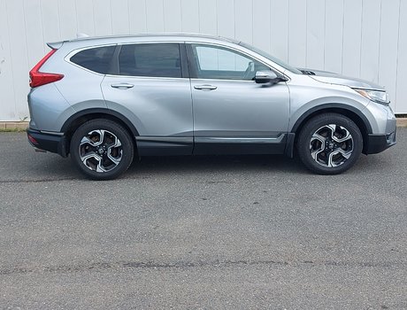 2018 Honda CR-V Touring | Leather | Nav | Roof | Bluetooth | USB