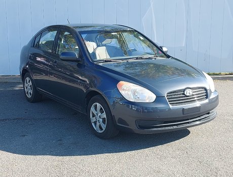 2010 Hyundai Accent GL | Cruise | CD | Aux | PwrWindows | PwrMirrors