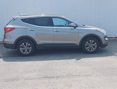 2015 Hyundai Santa Fe Sport Premium | HtdSeats | Bluetooth | Aux | USB | Tilt