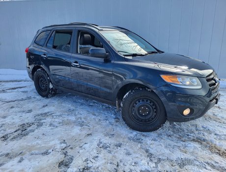 2012 Hyundai Santa Fe Limited | Leather | SunRoof | USB | XM | Bluetooth