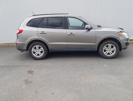 2012 Hyundai Santa Fe GL | USB | HtdSeats | Bluetooth | XM | Keyless