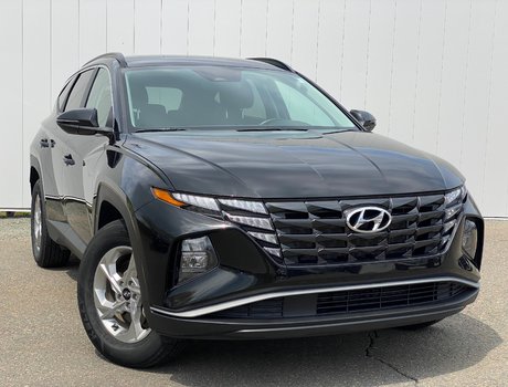 2024 Hyundai Tucson Preferred | SunRoof | Cam | USB | Warranty to 2029