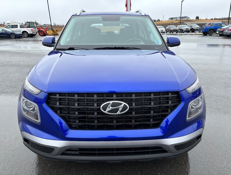 2022 Hyundai Venue Trend | SunRoof | Cam | USB | Warranty to 2027