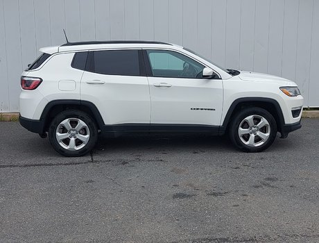 2018 Jeep Compass North | Keyless | XM | Bluetooth | USB | Rails