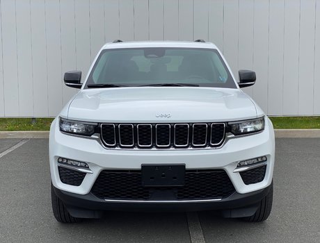 2023 Jeep Grand Cherokee Lmited | Leather | Roof | Cam | Warranty to 2028