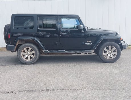 2013 Jeep Wrangler Unlimited Sahara | Hard Top | USB | A/C | Pwr Windows