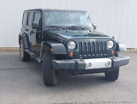 2013 Jeep Wrangler Unlimited Sahara | Hard Top | USB | A/C | Pwr Windows