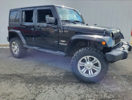 2014 Jeep Wrangler Unlimited Sahara | Bluetooth | AutoStart | TargaRoof