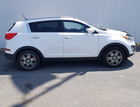 2015 Kia Sportage Leather | Roof | Cam | USB | HtdSeats | Bluetooh