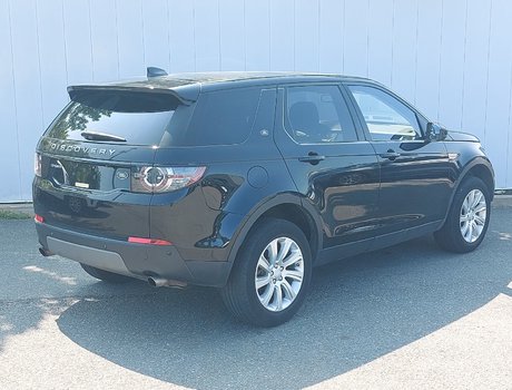 2017 Land Rover Discovery Sport SE | Cam | Cruise | Bluetooth | USB | CD