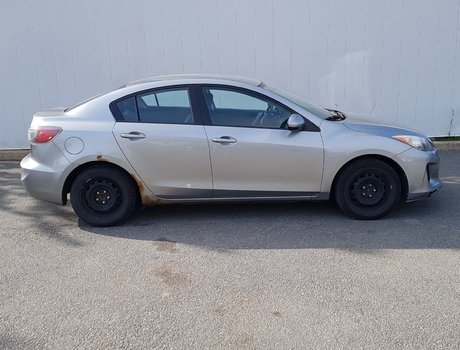 2012 Mazda Mazda3 GS-SKY | USB | HtdSeats | Bluetooth | Keyless